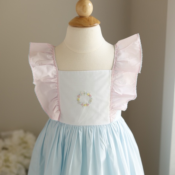 Pinafore Dress Aqua Blue Pink Hand Embroidered Boutique tea Party Size 5 NWOT - Picture 3 of 6